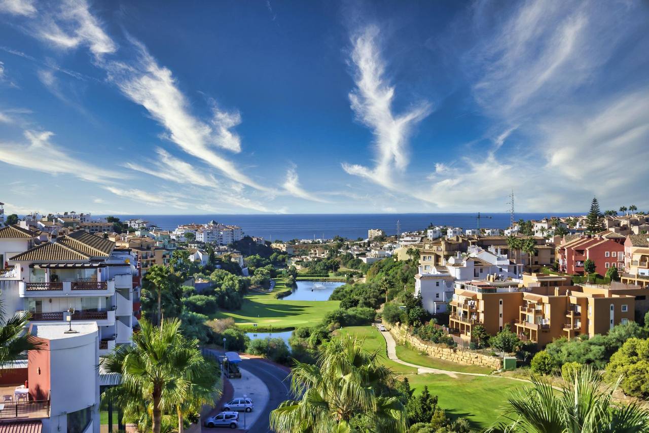 Riviera del Sol & Calahonda aan de Costa del Sol — Nederlandstalige makelaar Glaser